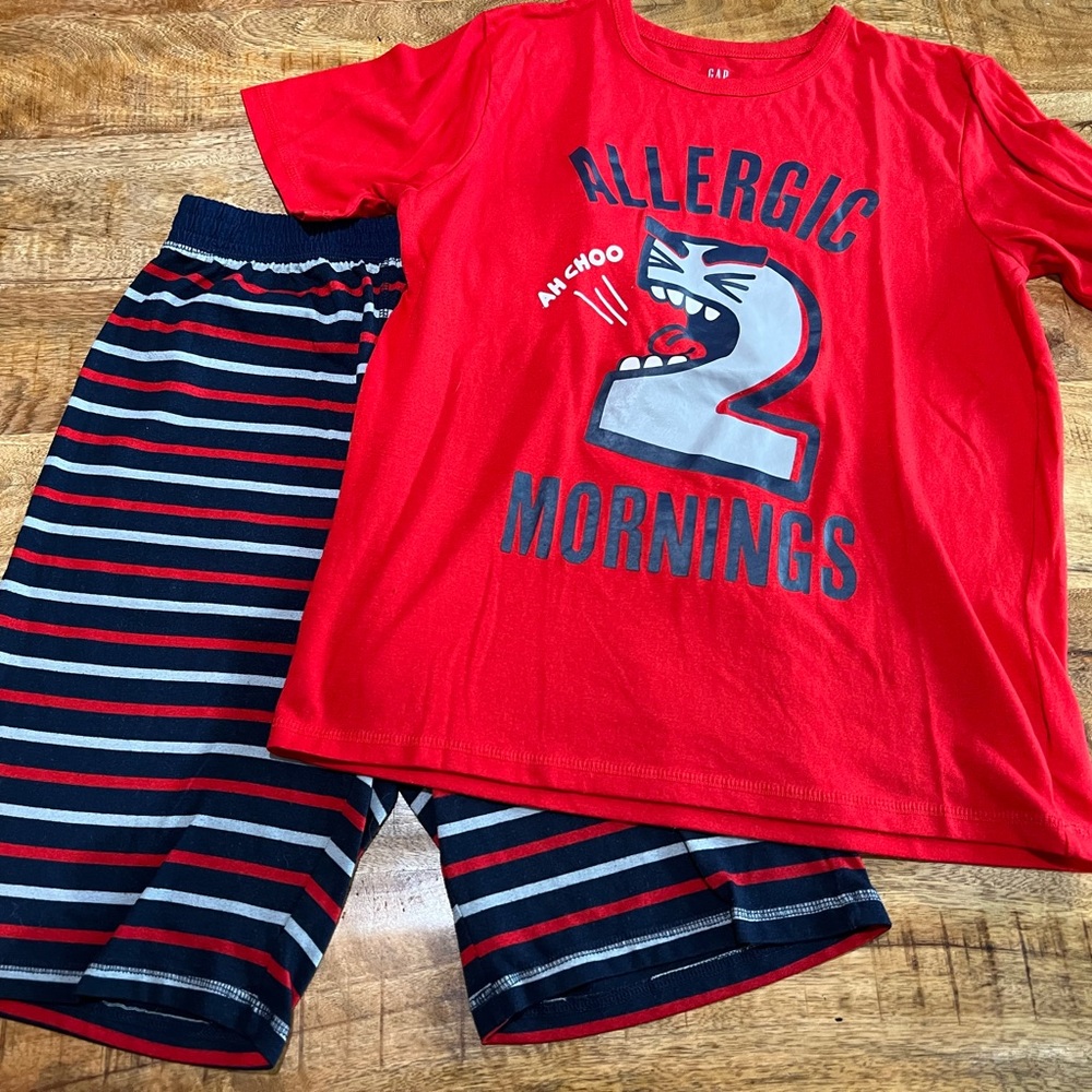 GAP:  Boys 2-Piece Pajamas Set
